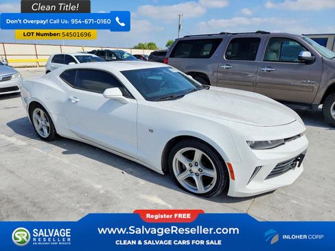 Used 2017 Chevrolet Camaro LT RWD image 5