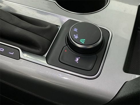 Certified 2024 Chevrolet Blazer LT w/ Convenience Package image 41