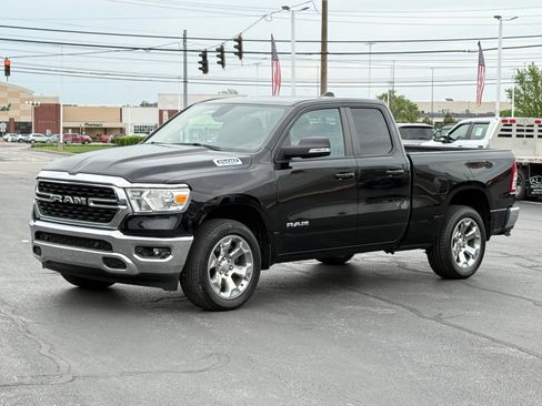 Used 2022 RAM 1500 Big Horn AWD/4WD image 8