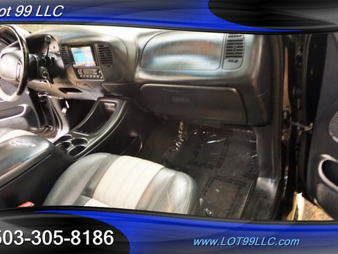 Used 2003 Ford F150 Harley-Davidson image 38