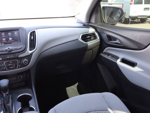 Used 2024 Chevrolet Equinox LS FWD image 13