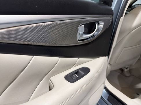 Used 2017 INFINITI Q50 3.0t Premium image 33