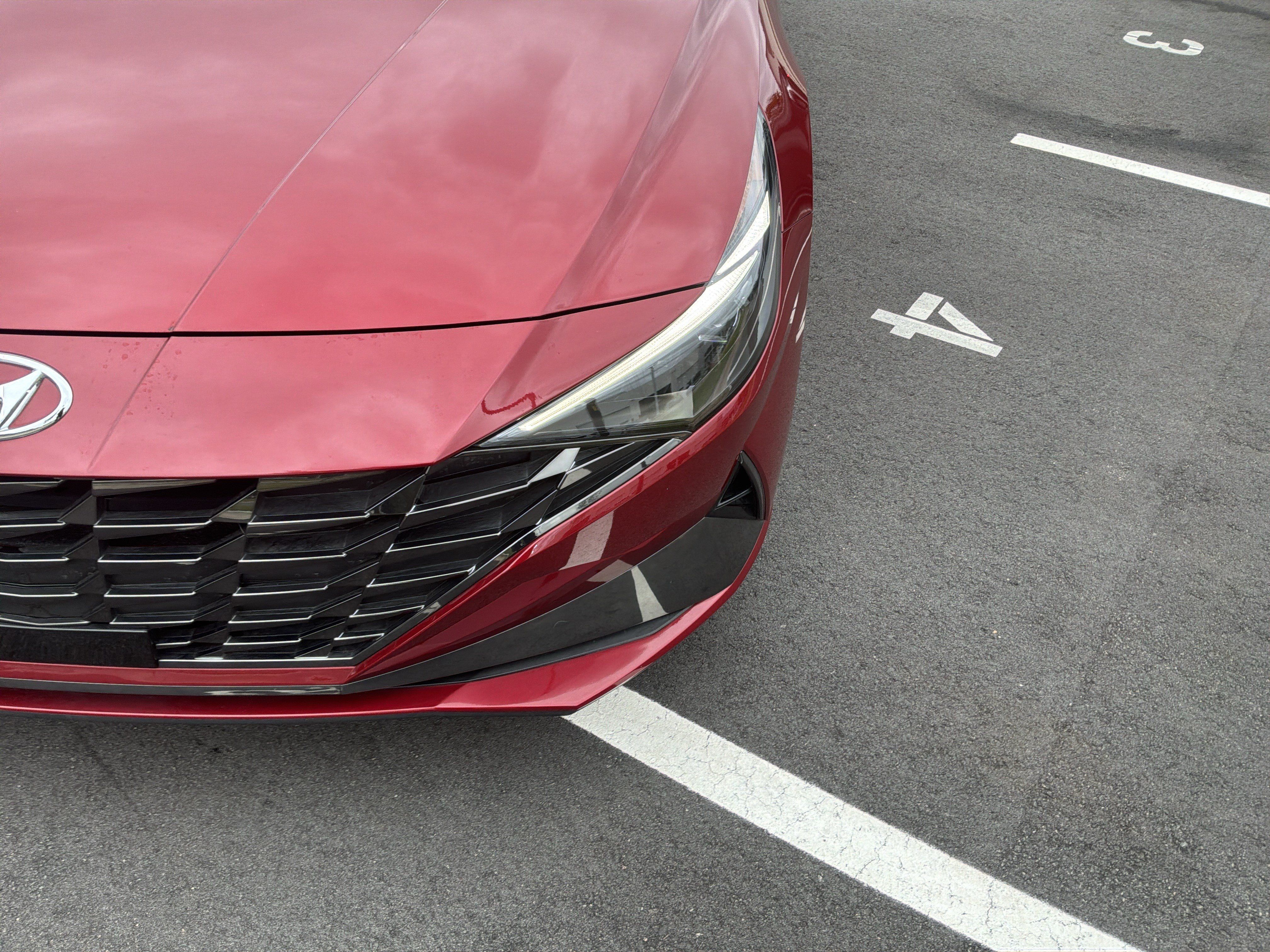 Used 2023 Hyundai Elantra Limited FWD image 6