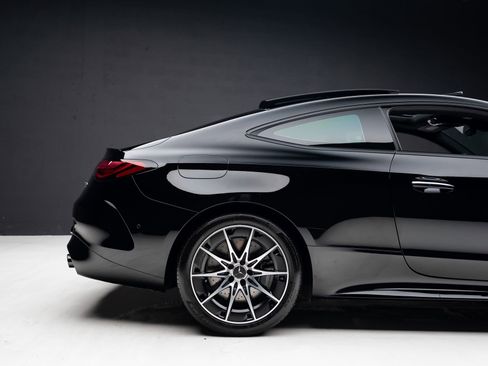 Used 2025 Mercedes-Benz CLE 53 AMG 4MATIC Coupe w/ AMG Night Package image 40