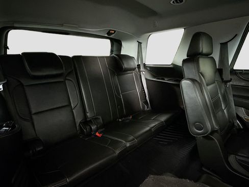 Used 2018 GMC Yukon Denali w/ Open Road Package AWD/4WD image 29