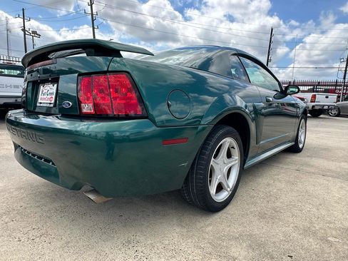 Used 2003 Ford Mustang GT RWD image 35