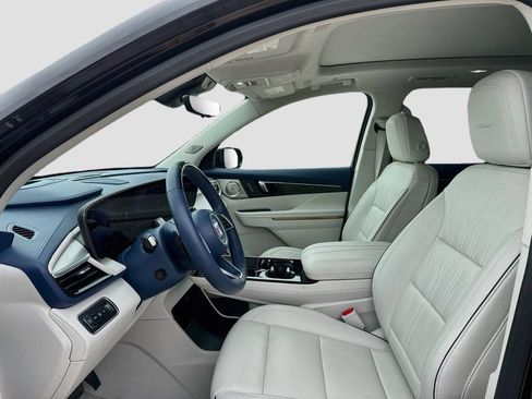 Used 2026 Buick Enclave Avenir w/ Super Cruise Package FWD image 11