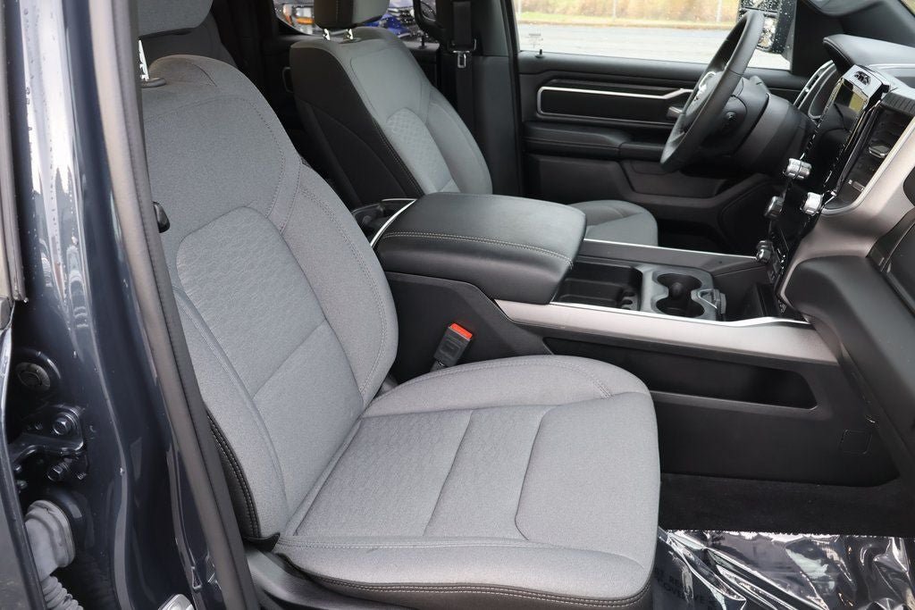 Used 2025 RAM 1500 Big Horn AWD/4WD image 14