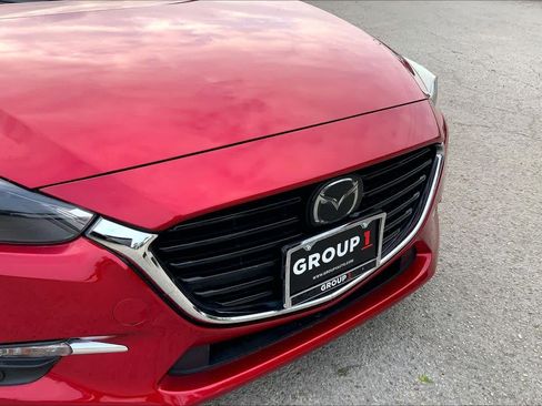 Used 2018 MAZDA MAZDA3 Grand Touring w/ Premium Equipment Package FWD image 30