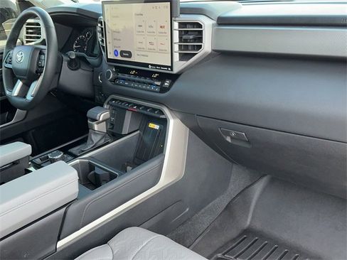 Used 2023 Toyota Tundra Limited image 19