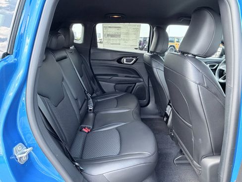 New 2026 Jeep Compass Latitude AWD/4WD image 24