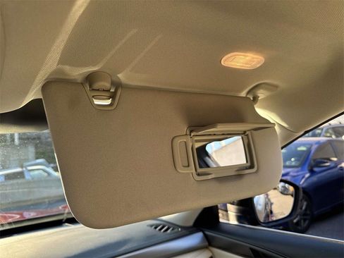 Used 2024 INFINITI QX60 Luxe image 32