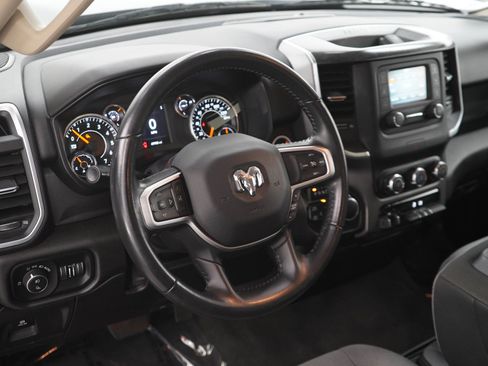Used 2019 RAM 1500 Big Horn AWD/4WD image 19