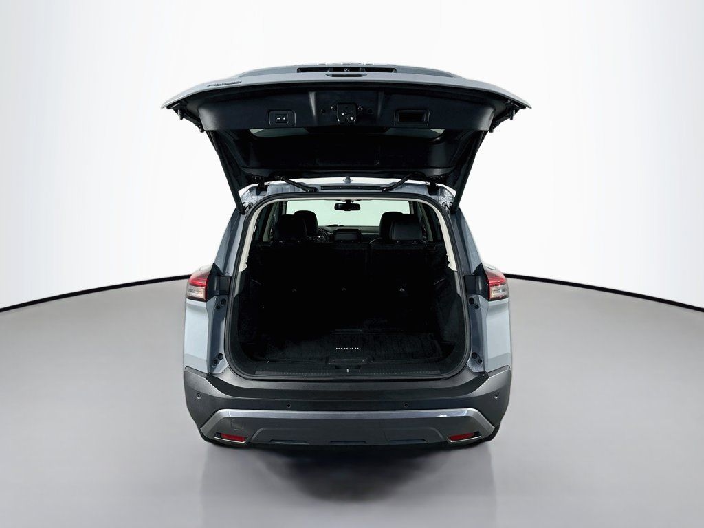 Used 2023 Nissan Rogue SL AWD/4WD image 28