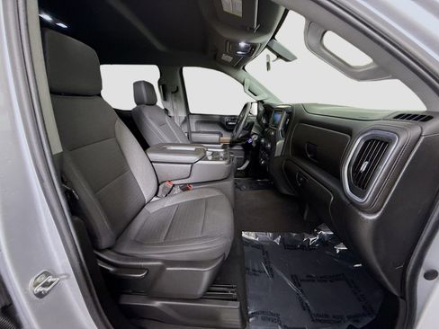 Used 2020 Chevrolet Silverado 1500 LT image 27