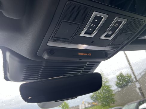 Certified 2026 Land Rover Range Rover Evoque S AWD/4WD image 19