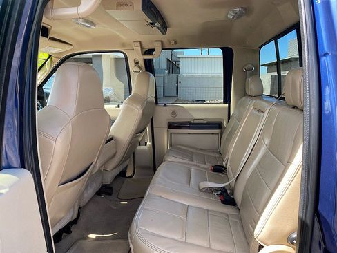 Used 2008 Ford F350 Lariat image 11