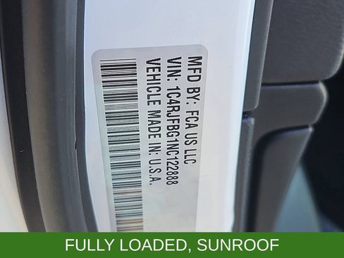 Used 2022 Jeep Grand Cherokee Limited AWD/4WD image 8