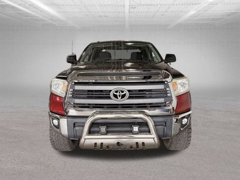 Used 2014 Toyota Tundra SR5 AWD/4WD image 2