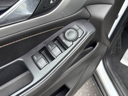 Certified 2021 Chevrolet Traverse LS image 14