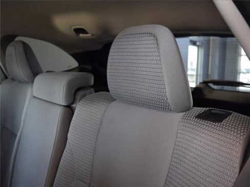 Used 2024 Subaru Outback Premium image 32