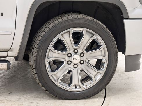 Used 2018 GMC Sierra 1500 Denali w/ Denali Ultimate Package image 12