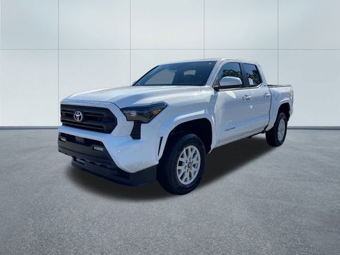 New 2026 Toyota Tacoma SR5 image 2