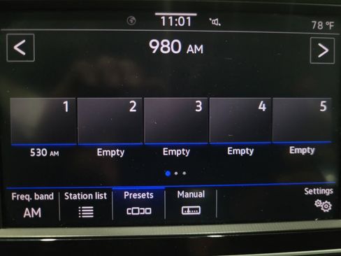 Used 2024 Volkswagen Jetta SE FWD image 25