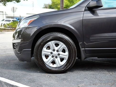 Used 2014 Chevrolet Traverse LS FWD image 6