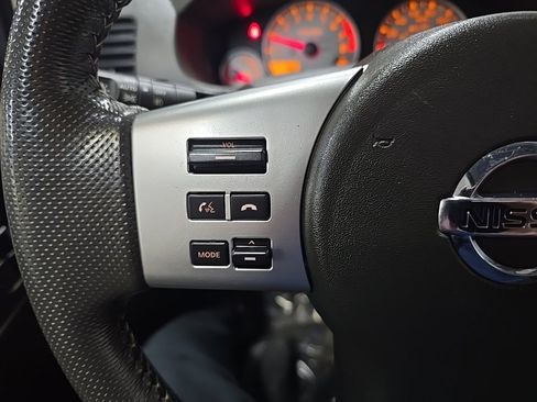 Used 2013 Nissan Frontier PRO-4X w/ Pro-4x Luxury Pkg image 21