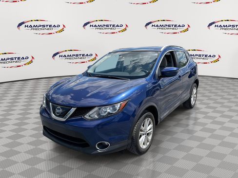 Used 2019 Nissan Rogue Sport SV w/ All-Weather Package AWD/4WD image 1
