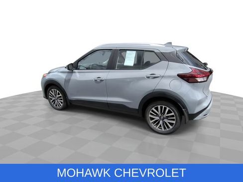 Used 2023 Nissan Kicks SV FWD image 6