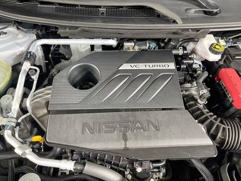 Used 2025 Nissan Rogue SV FWD image 29