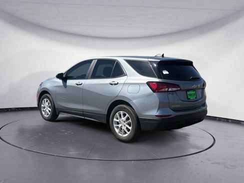Used 2024 Chevrolet Equinox LS FWD image 4