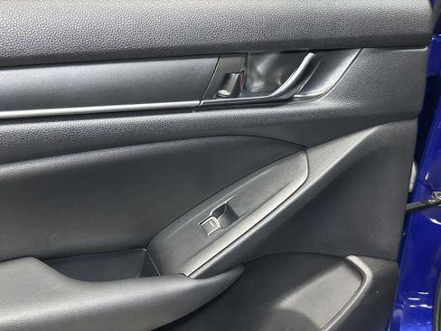 Used 2020 Honda Accord Sport image 31