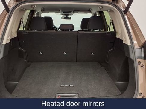 Used 2024 Nissan Rogue SV image 12