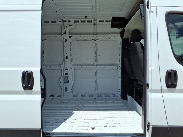 Used 2023 RAM ProMaster 2500 FWD image 22