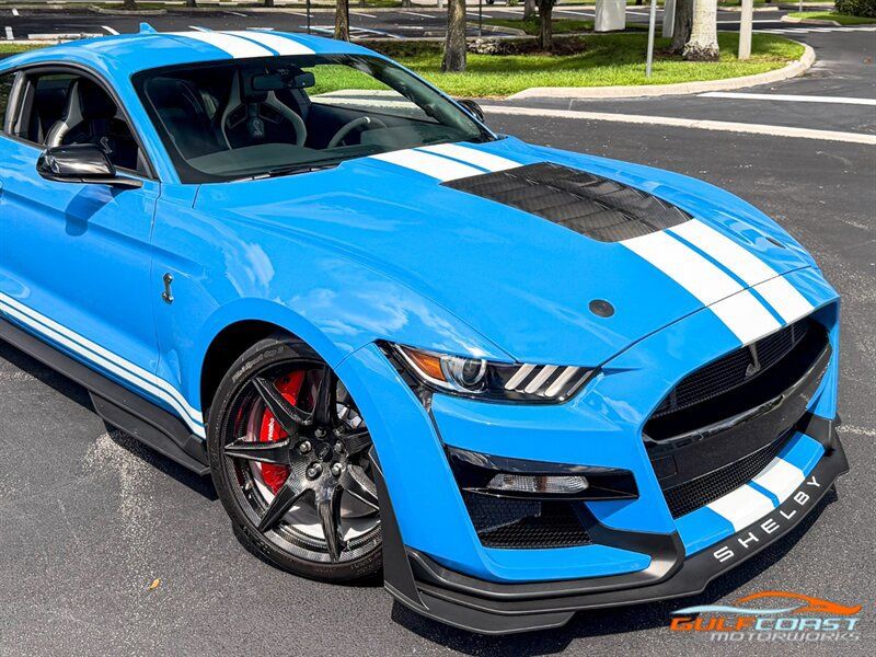 Used 2022 Ford Mustang Shelby GT500 w/ Carbon Fiber Track Pack RWD image 68