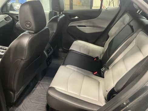 Used 2018 Chevrolet Equinox Premier AWD/4WD image 16