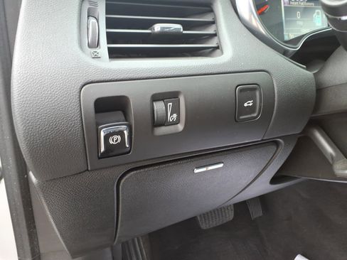 Used 2019 Chevrolet Impala LT w/ LT Convenience Package FWD image 16