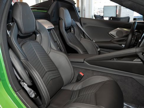 New 2026 Chevrolet Corvette Stingray Preferred Conv image 41