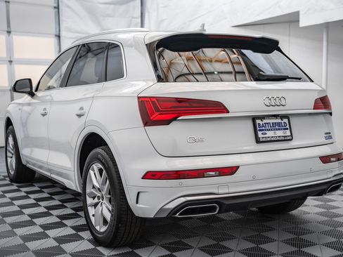 Used 2022 Audi Q5 2.0T Premium w/ Convenience Package image 6