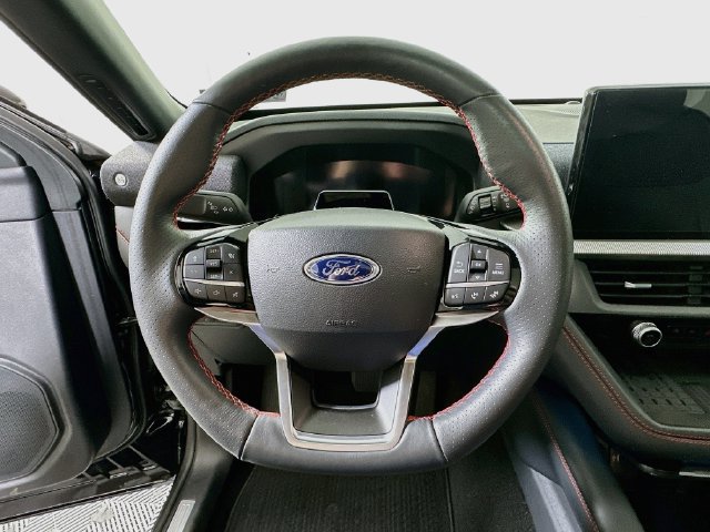 Used 2025 Ford Explorer ST-Line w/ Premium Package AWD/4WD image 15