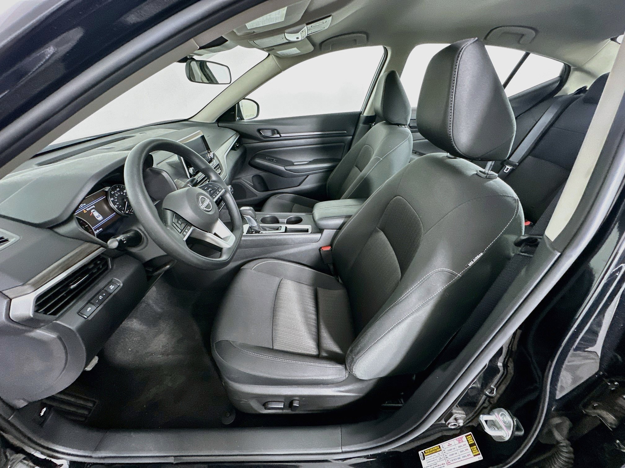 Used 2026 Nissan Altima 2.5 SV FWD image 13