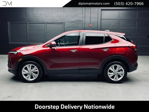 Used 2025 Buick Encore GX Preferred w/ Comfort Package AWD/4WD image 4