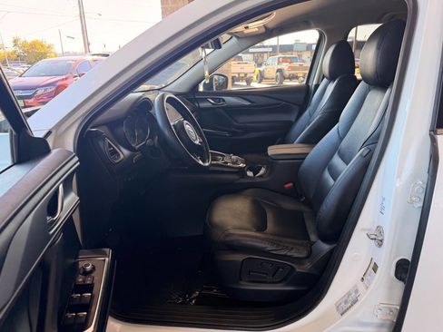 Used 2019 MAZDA CX-9 Touring image 17