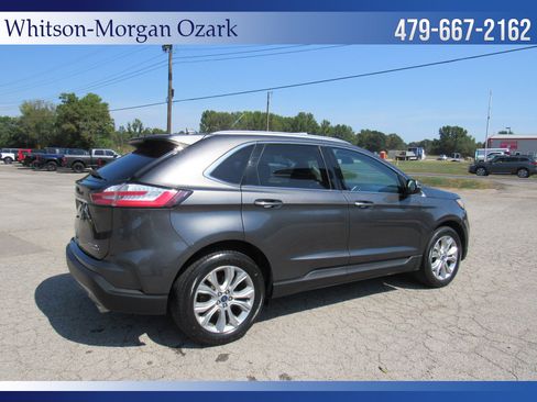Used 2020 Ford Edge Titanium AWD/4WD image 16