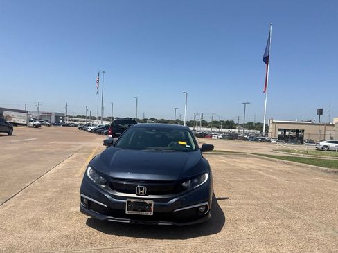 Used 2020 Honda Civic EX image 5