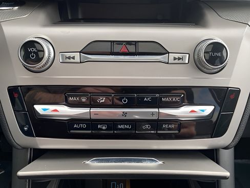 Certified 2023 Ford Explorer XLT w/ Equipment Group 202A image 22