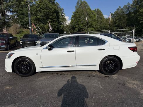 Used 2015 Lexus LS 460 AWD image 4